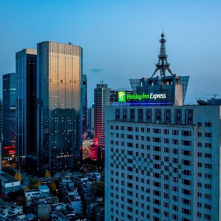 Holiday Inn Express Chengdu Tianfu Square By Ihg - Chunxi Road And Kuanzhai Alley Екстер'єр фото