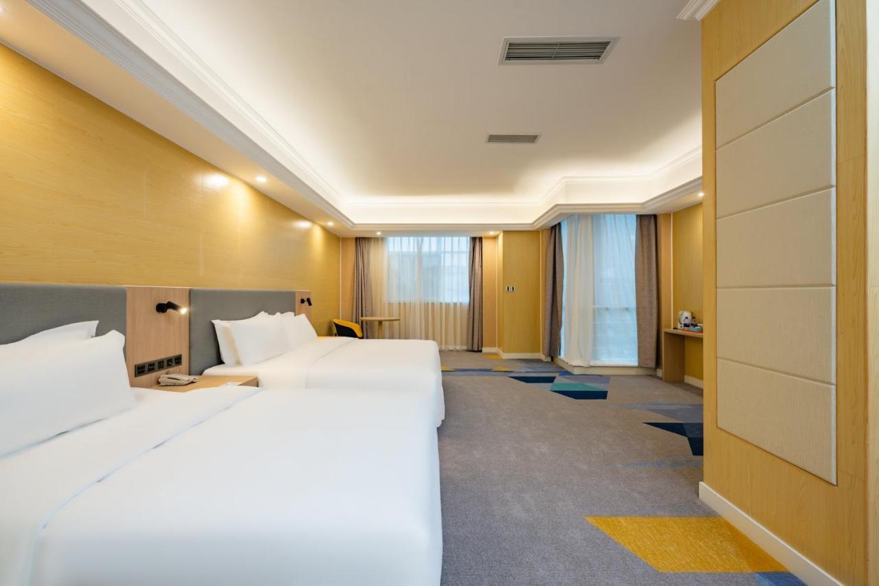 Holiday Inn Express Chengdu Tianfu Square By Ihg - Chunxi Road And Kuanzhai Alley Екстер'єр фото
