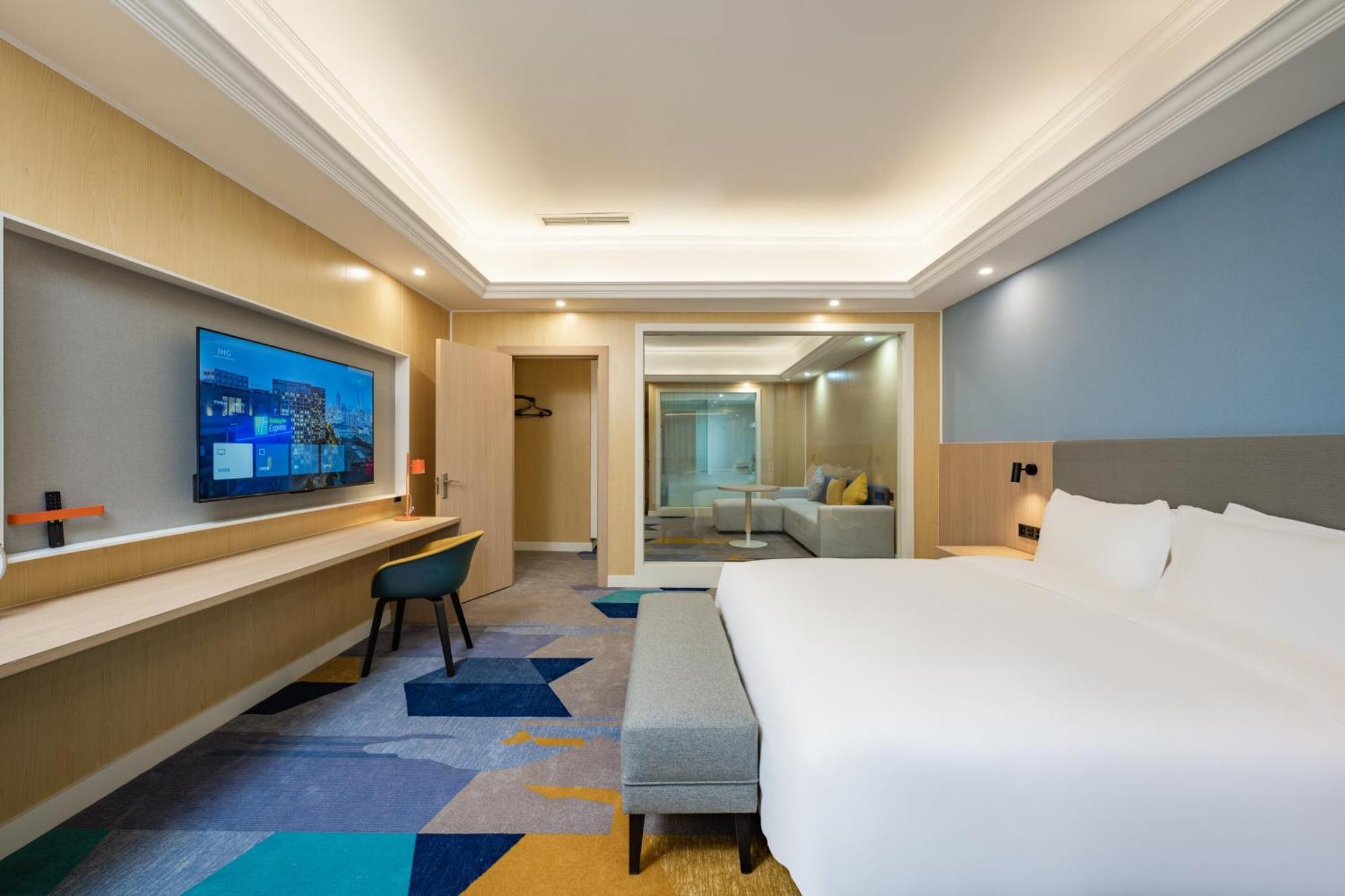 Holiday Inn Express Chengdu Tianfu Square By Ihg - Chunxi Road And Kuanzhai Alley Екстер'єр фото