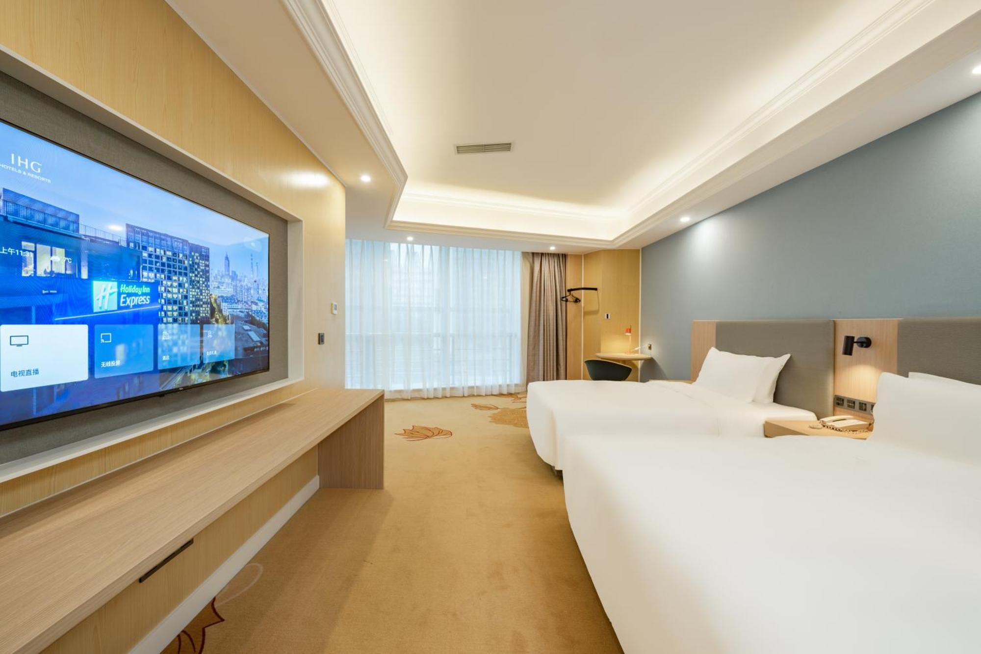 Holiday Inn Express Chengdu Tianfu Square By Ihg - Chunxi Road And Kuanzhai Alley Екстер'єр фото